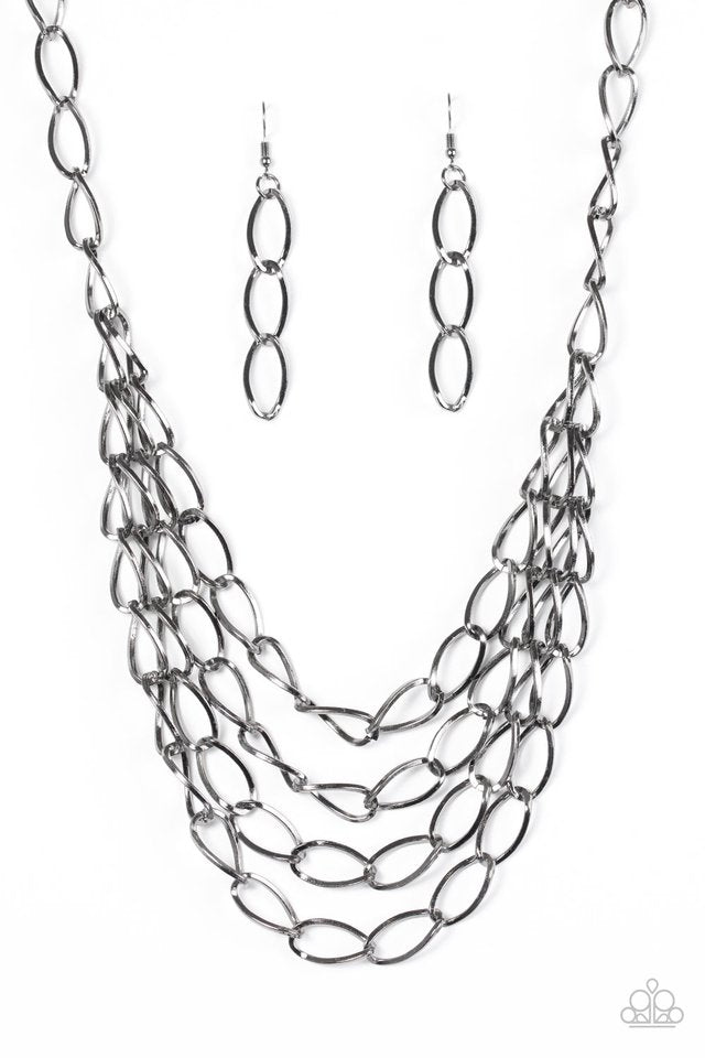 Chain Reaction Black Necklace