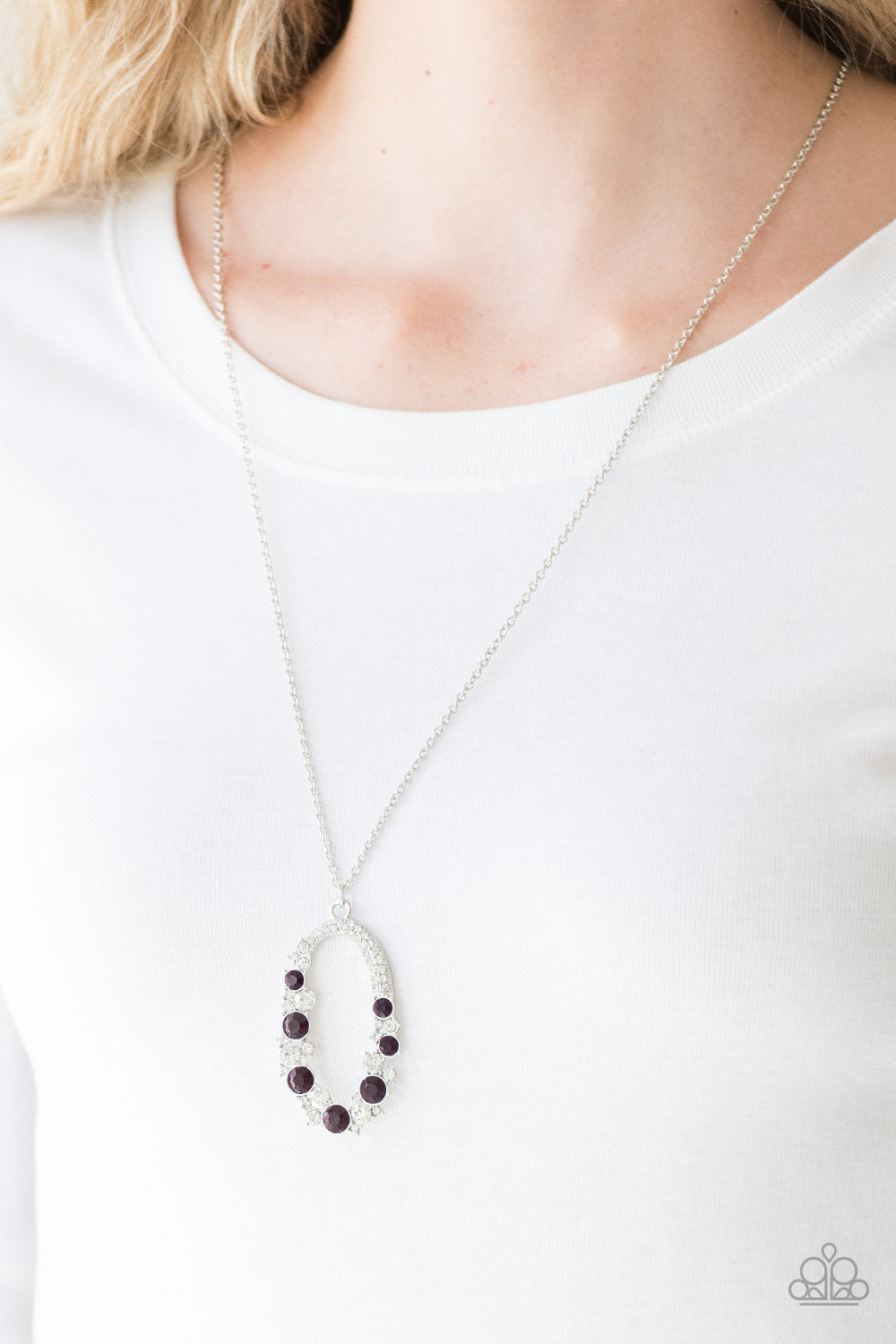 Spotlight Social Necklace (Purple, White)
