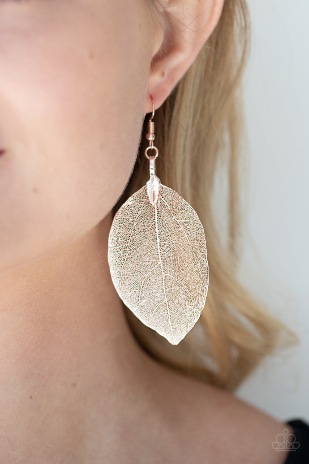 Leafy Legacy Rose Gold Earring
