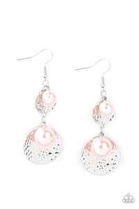 Pearl Dive Pink Earring