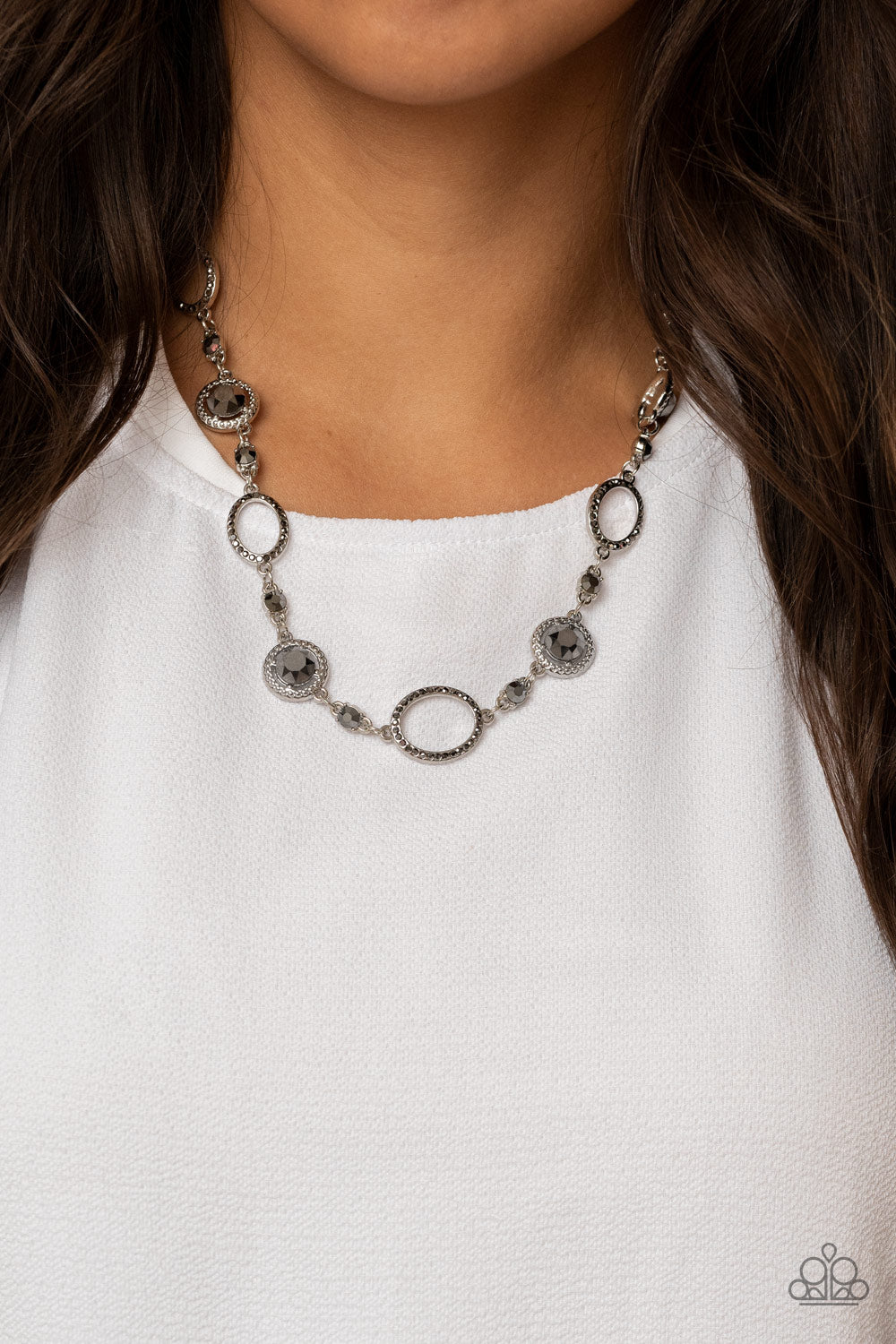 Pushing Your LUXE Silver Necklace
