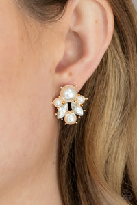 Royal Reverie Earring (Gold, White)