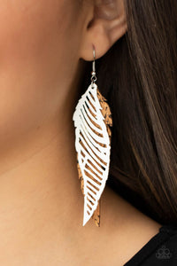 WINGING Off The Hook Earring (White, Brown, Black)